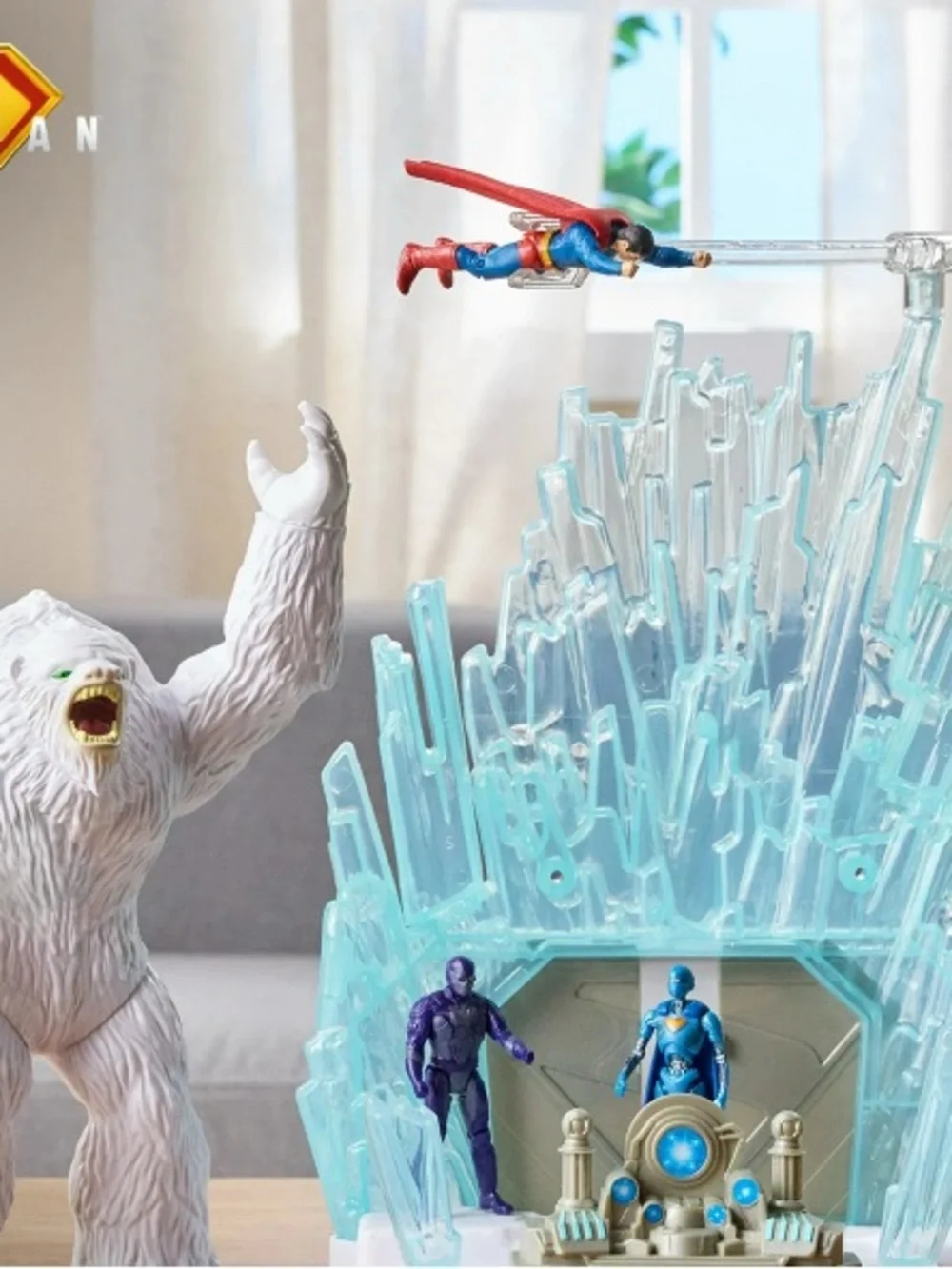 DC Superman Battle Set with the FORTRESS OF SOLITUDE BATTLE SET.
